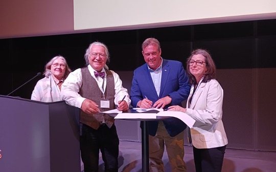 photo des signataires